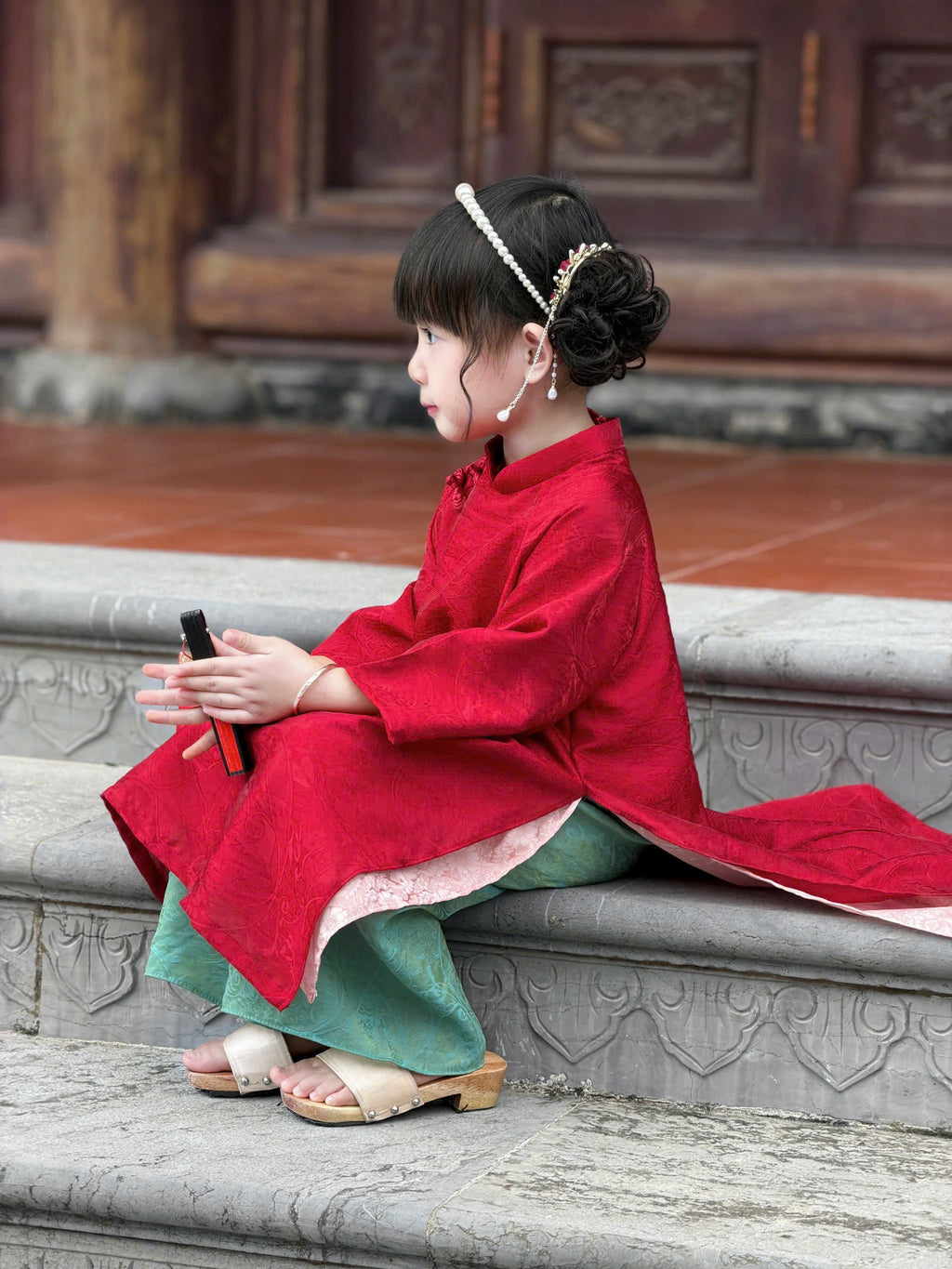 Royal Heritage Áo Dài – Ruby Jade (6–12 Months) | Traditional 4-Panel Vietnamese Outfit |Lunar New Year & Cultural Celebration Wear | Optional Green Headband