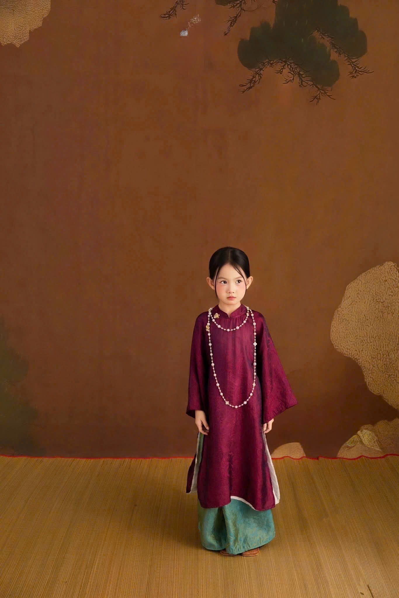 Royal Heritage Áo Dài – Plum Jade (6 Months–7 Years) | Lunar New Year & Cultural Celebrations | Traditional 4-Panel Vietnamese Outfit | Optional Green Headband