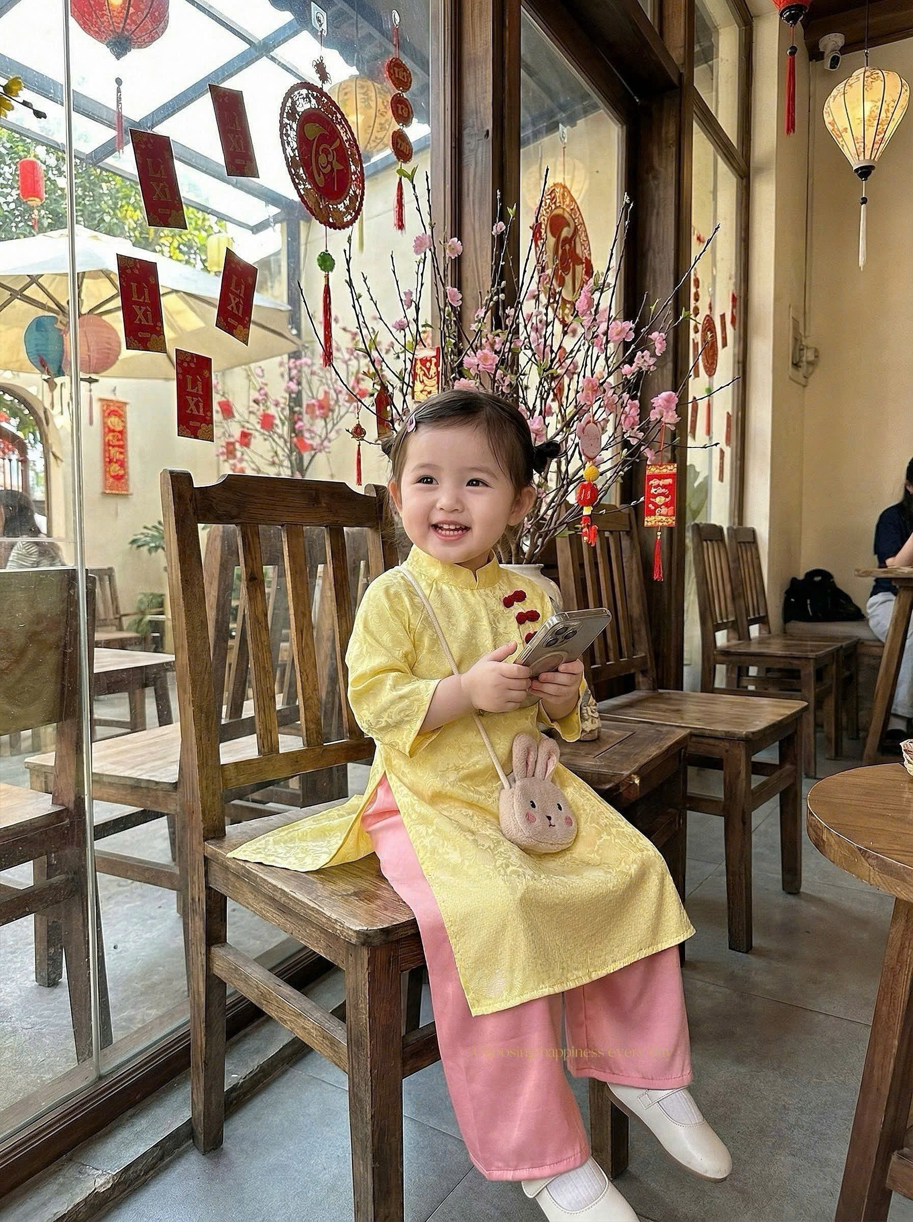 Spring Heritage Áo Dài – Floral Charm (6–10 Years) | Floral Jacquard Vietnamese Traditional Outfit | Tết & Special Occasion Wear