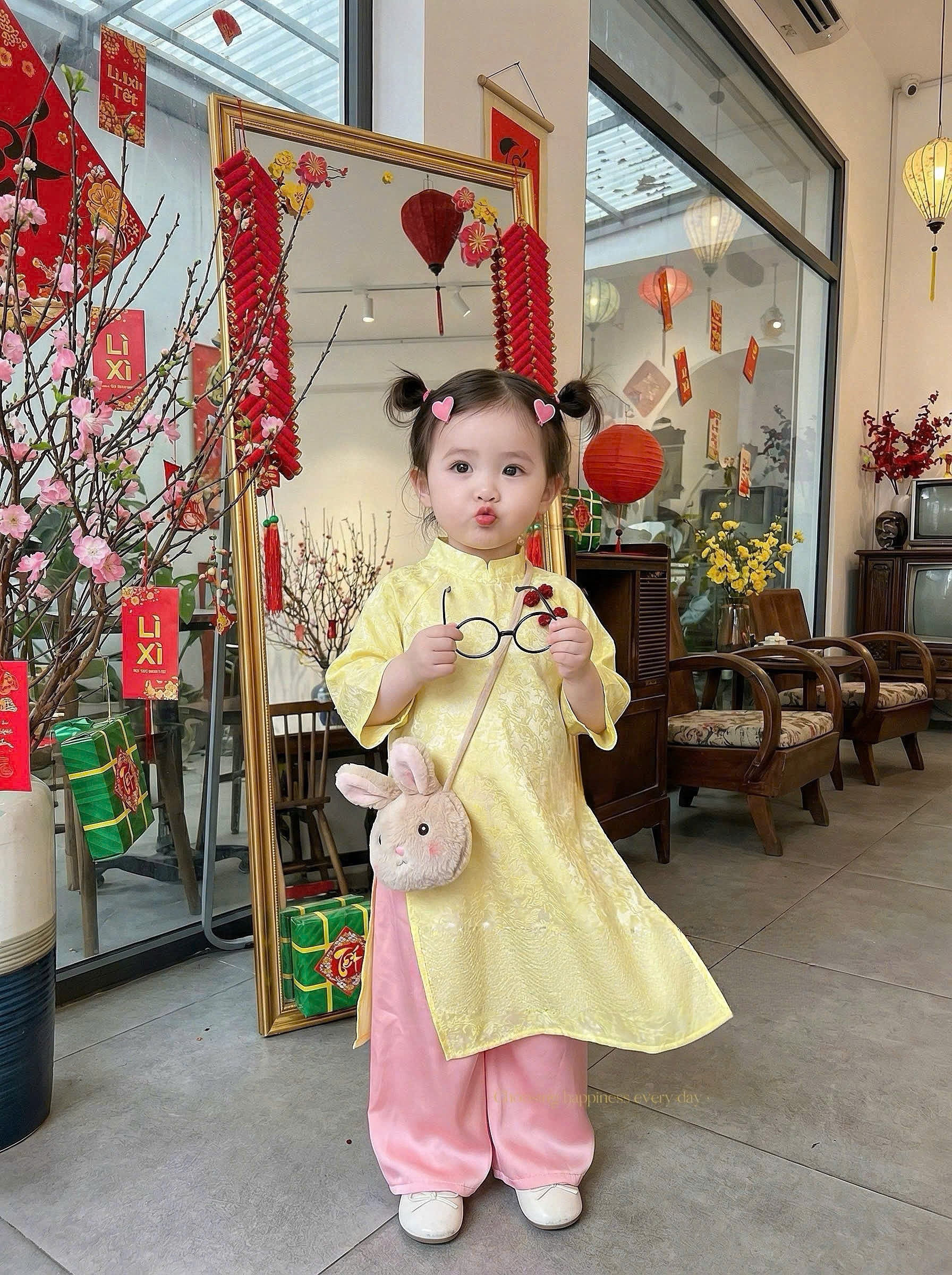 Spring Heritage Áo Dài – Floral Charm (6–10 Years) | Floral Jacquard Vietnamese Traditional Outfit | Tết & Special Occasion Wear