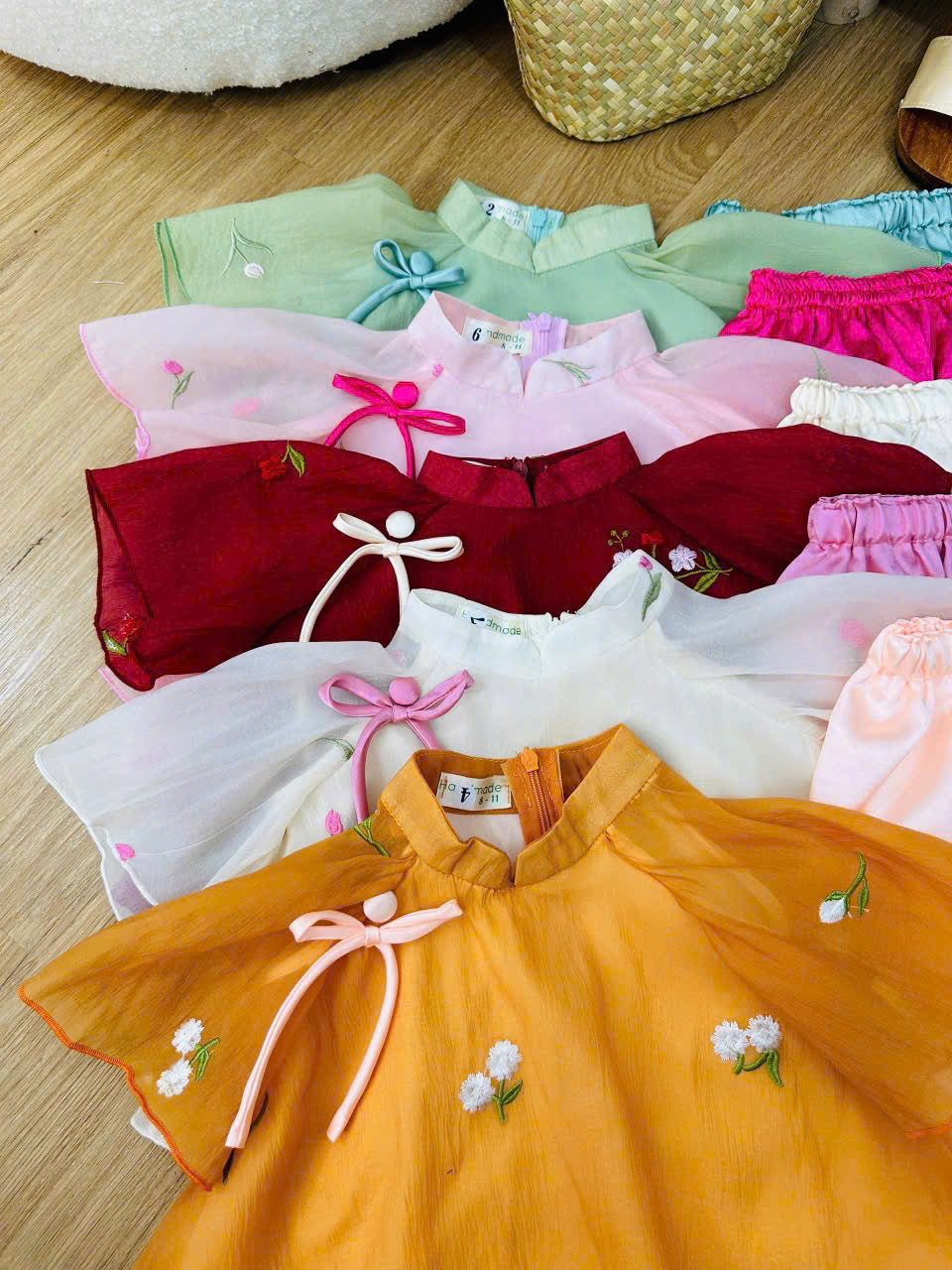 Uyên Thi Vietnamese Pháp Phục Set for Girls (0–6 Years) | Traditional Festival Outfit | Flutter Sleeves| Floral Embroidered Festival Outfit | Tết & Cultural Celebration Wear