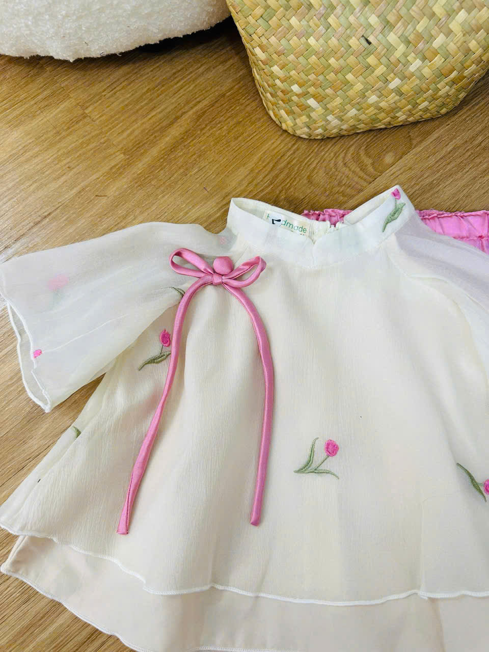 Uyên Thi Vietnamese Pháp Phục Set for Girls (0–6 Years) | Traditional Festival Outfit | Flutter Sleeves| Floral Embroidered Festival Outfit | Tết & Cultural Celebration Wear