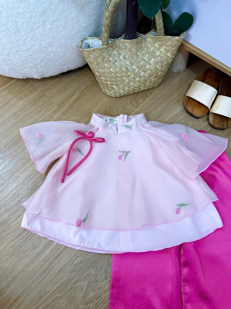 Uyên Thi Vietnamese Pháp Phục Set for Girls (0–6 Years) | Traditional Festival Outfit | Flutter Sleeves| Floral Embroidered Festival Outfit | Tết & Cultural Celebration Wear