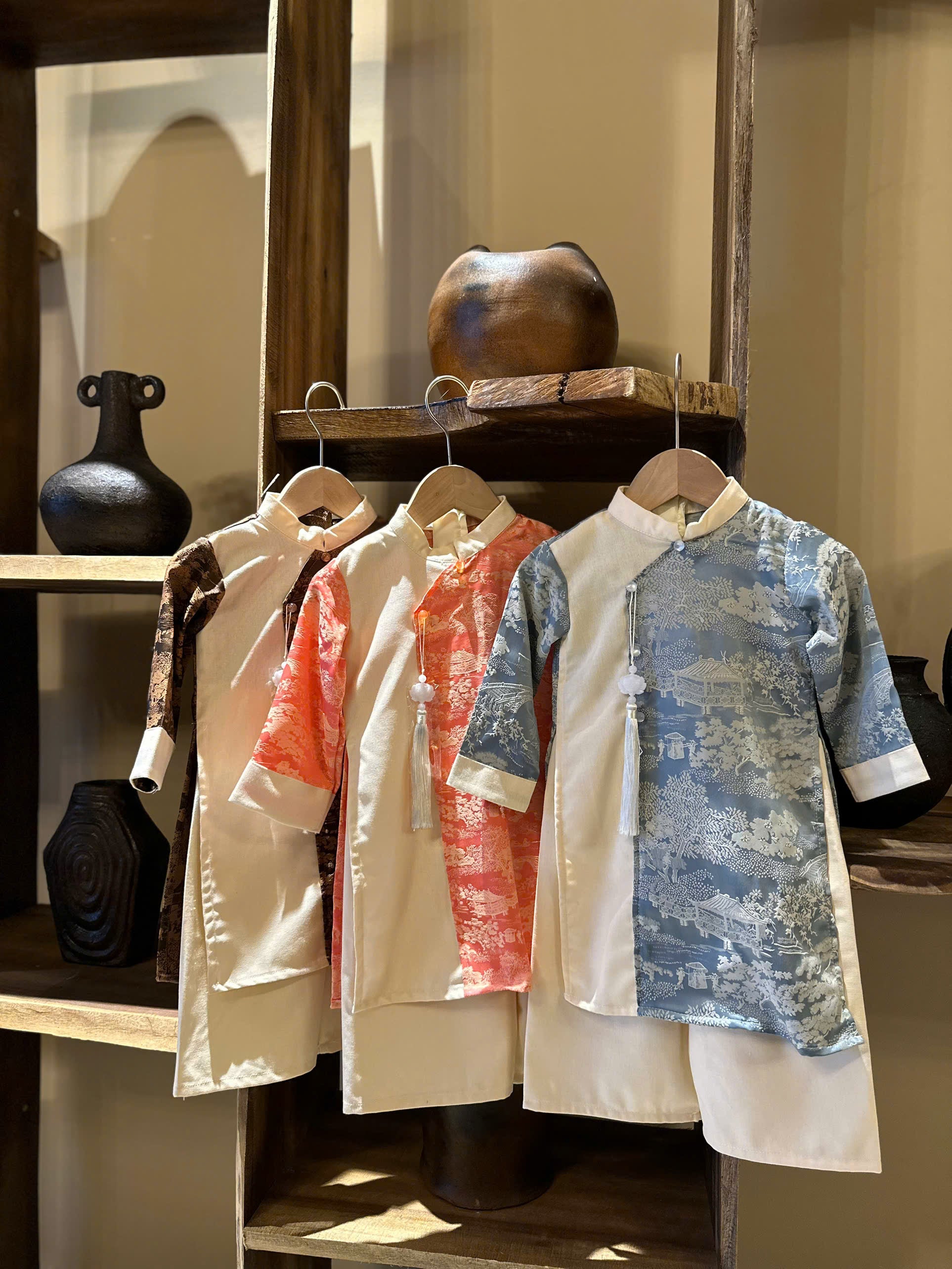 Imperial Mist Áo Dài – Chestnut Ivory Boy Version (Newborn–9 Years) | Optional Soft Mấn & Ivory Khăn Đóng