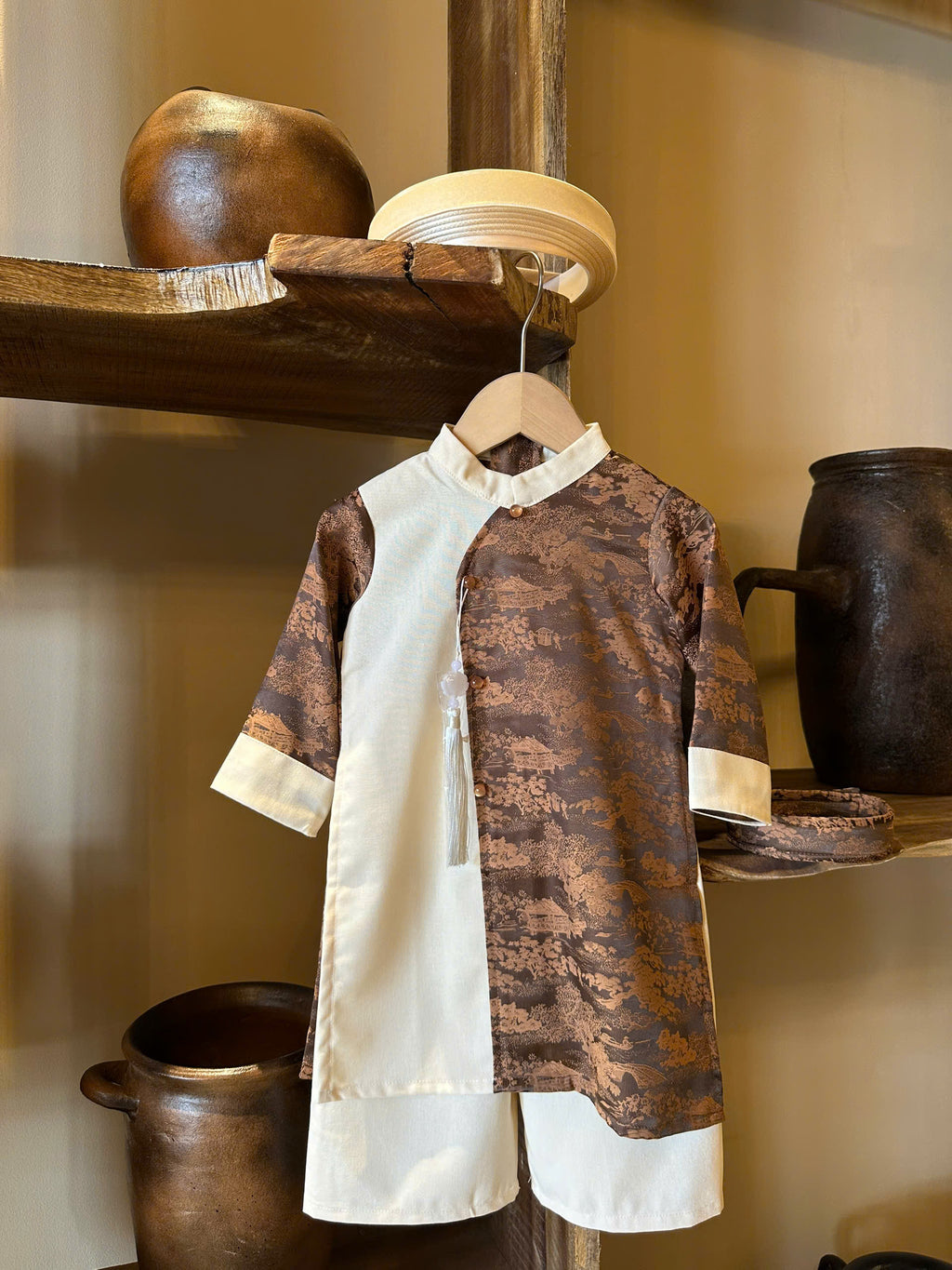 Imperial Mist Áo Dài – Chestnut Ivory Boy Version (Newborn–9 Years) | Optional Soft Mấn & Ivory Khăn Đóng