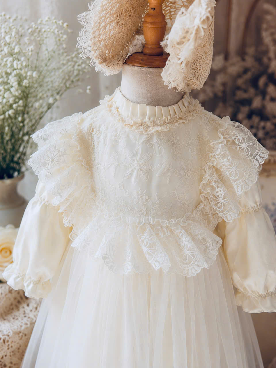 Elegant Lace Princess Dress 1–6 Years | White Tulle Flower Girl Dress | Birthday, Wedding & Special Occasion Outfit