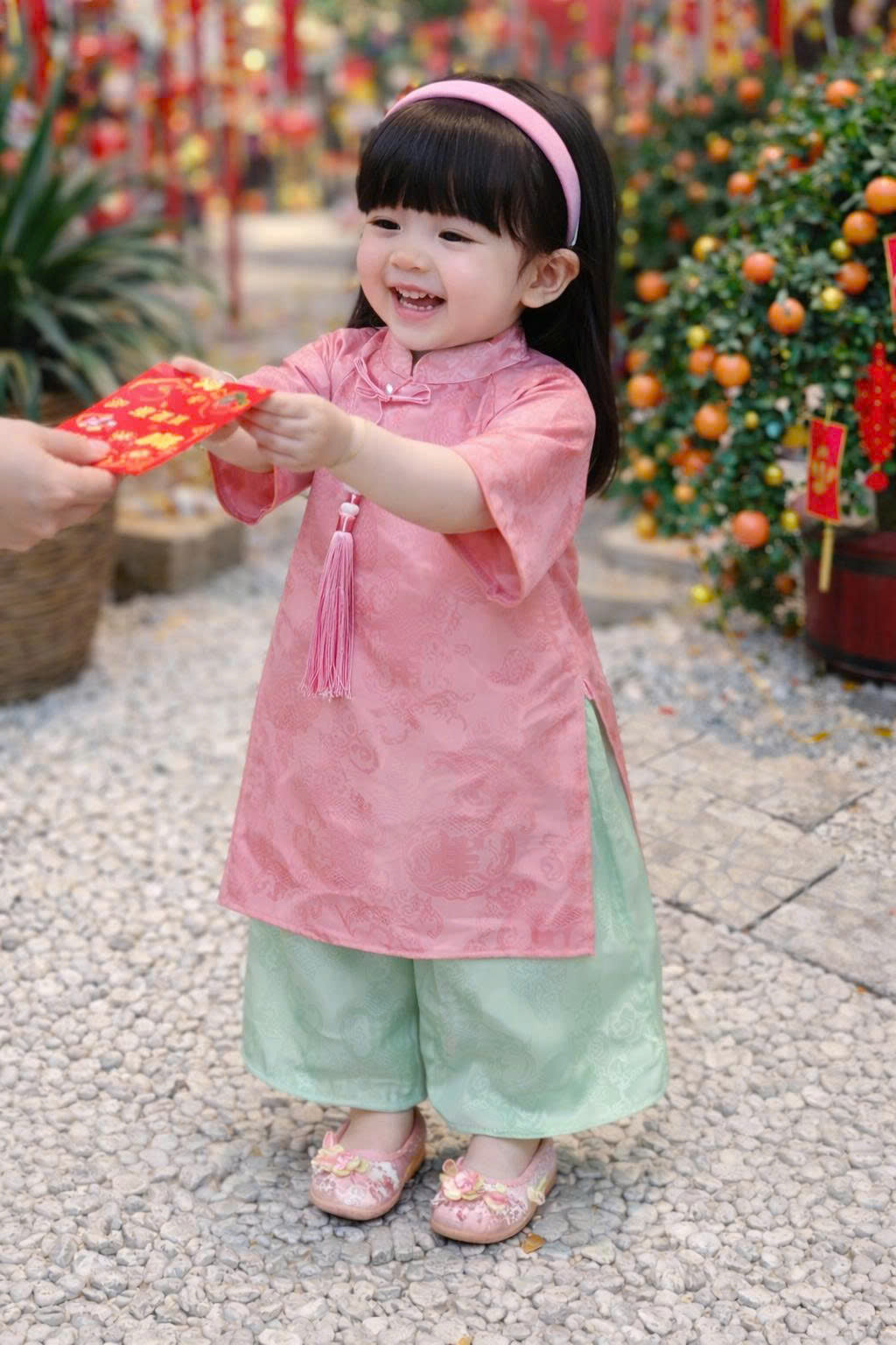 Soft Brocade Áo Dài Set – Lotus Mist (6 Months–4 Years) | Traditional Vietnamese Outfit for Girls | Matching Headband Included