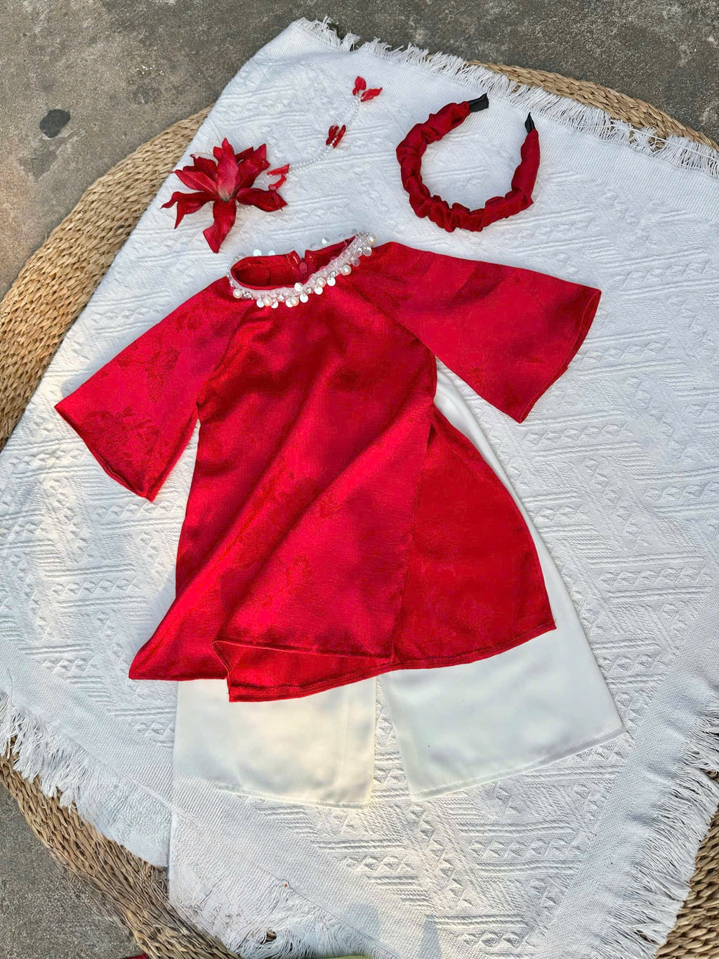 Classic Red Silk Áo Dài – Crimson Shimmer (6 Months–4 Years) | Traditional Vietnamese Outfit for Girls | Matching Headband Included