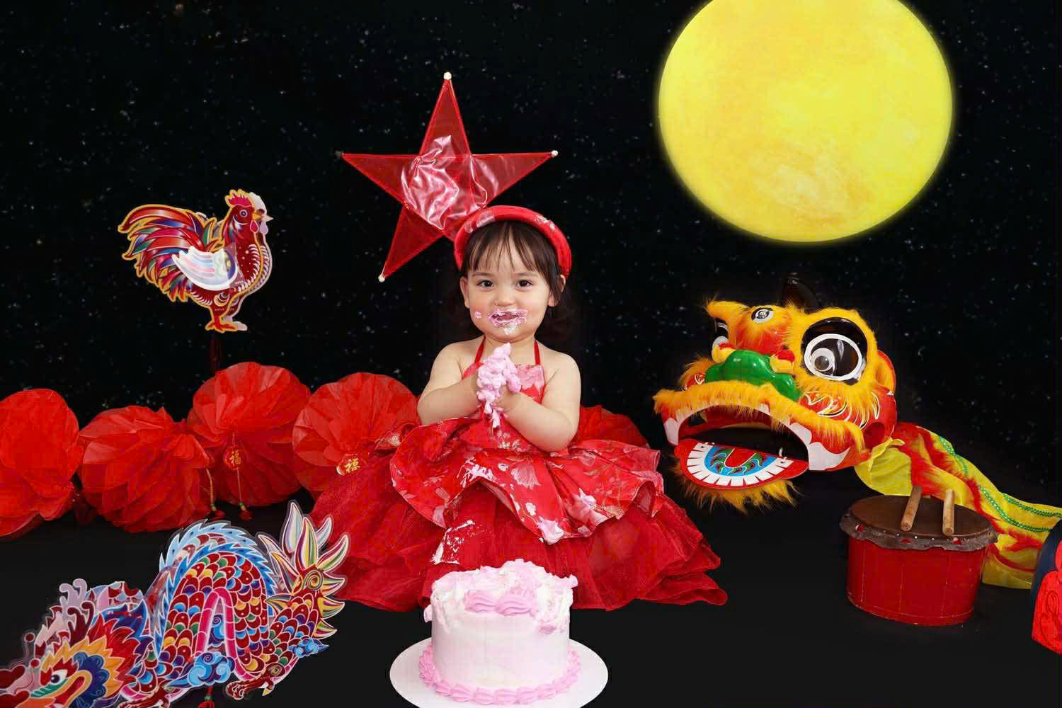 Vietnamese Yếm Halter Dress – Golden Thread Brocade (1–6 Years) | Traditional Festival Dress for Girls | Matching Soft Mấn Included