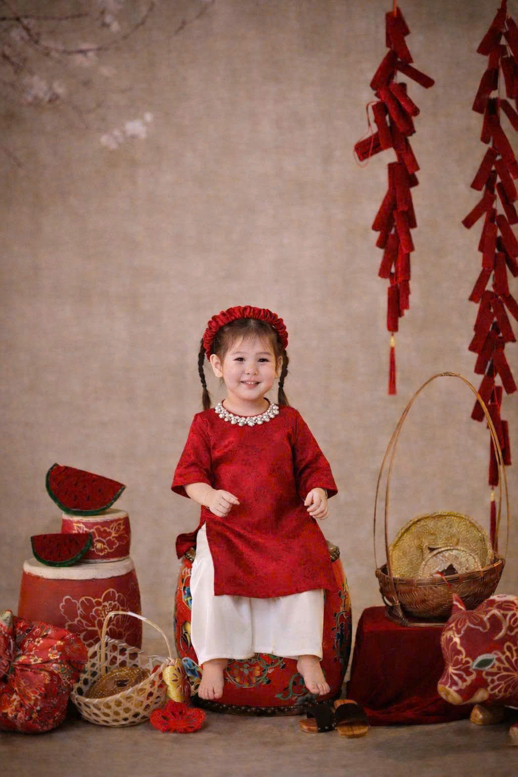 Classic Red Silk Áo Dài – Crimson Shimmer (6 Months–4 Years) | Traditional Vietnamese Outfit for Girls | Matching Headband Included