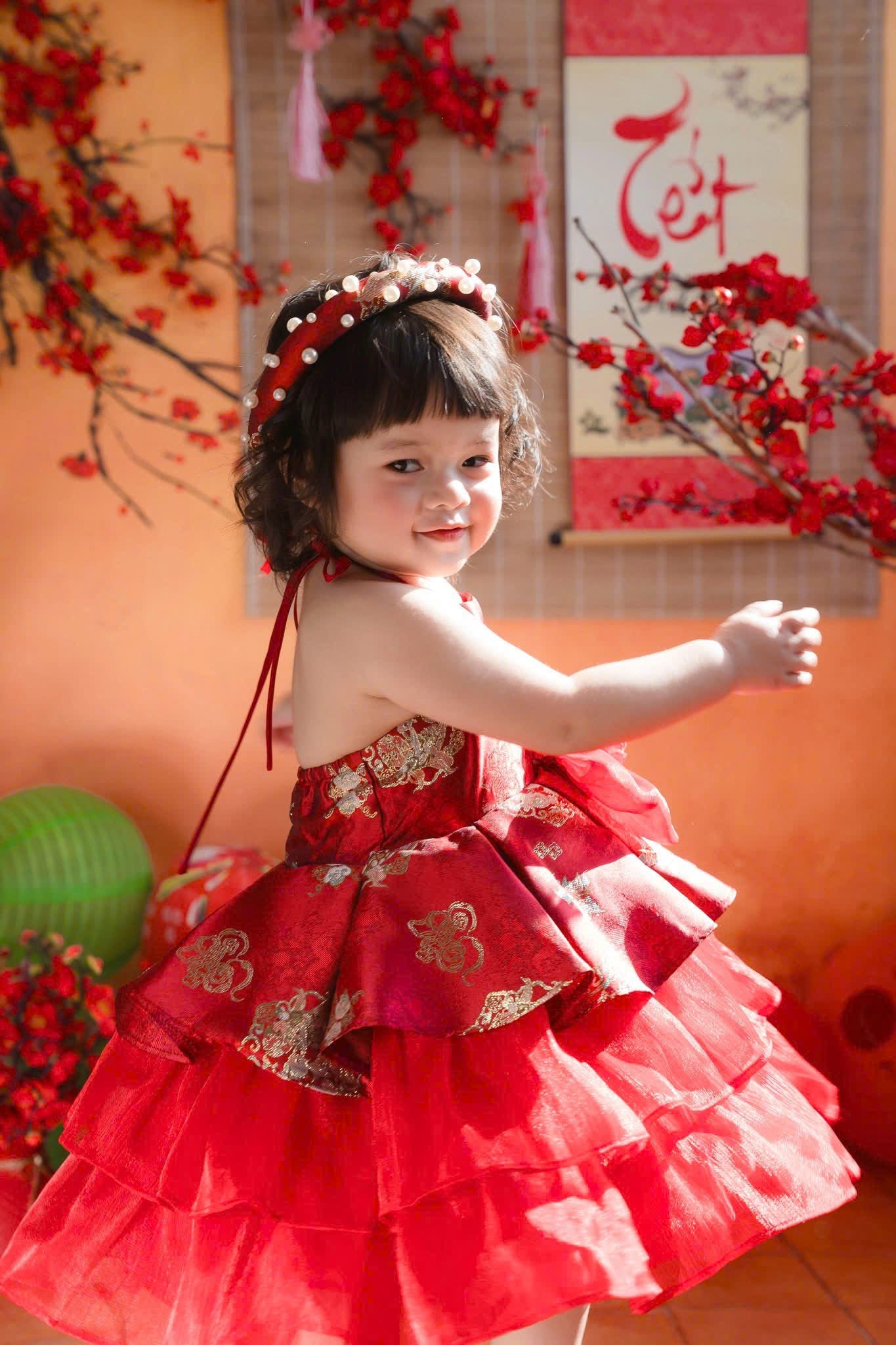 Vietnamese Yếm Halter Dress – Scarlet Radiance (1–6 Years) | Traditional Festival Dress for Girls | Matching Pearl Soft Mấn Included