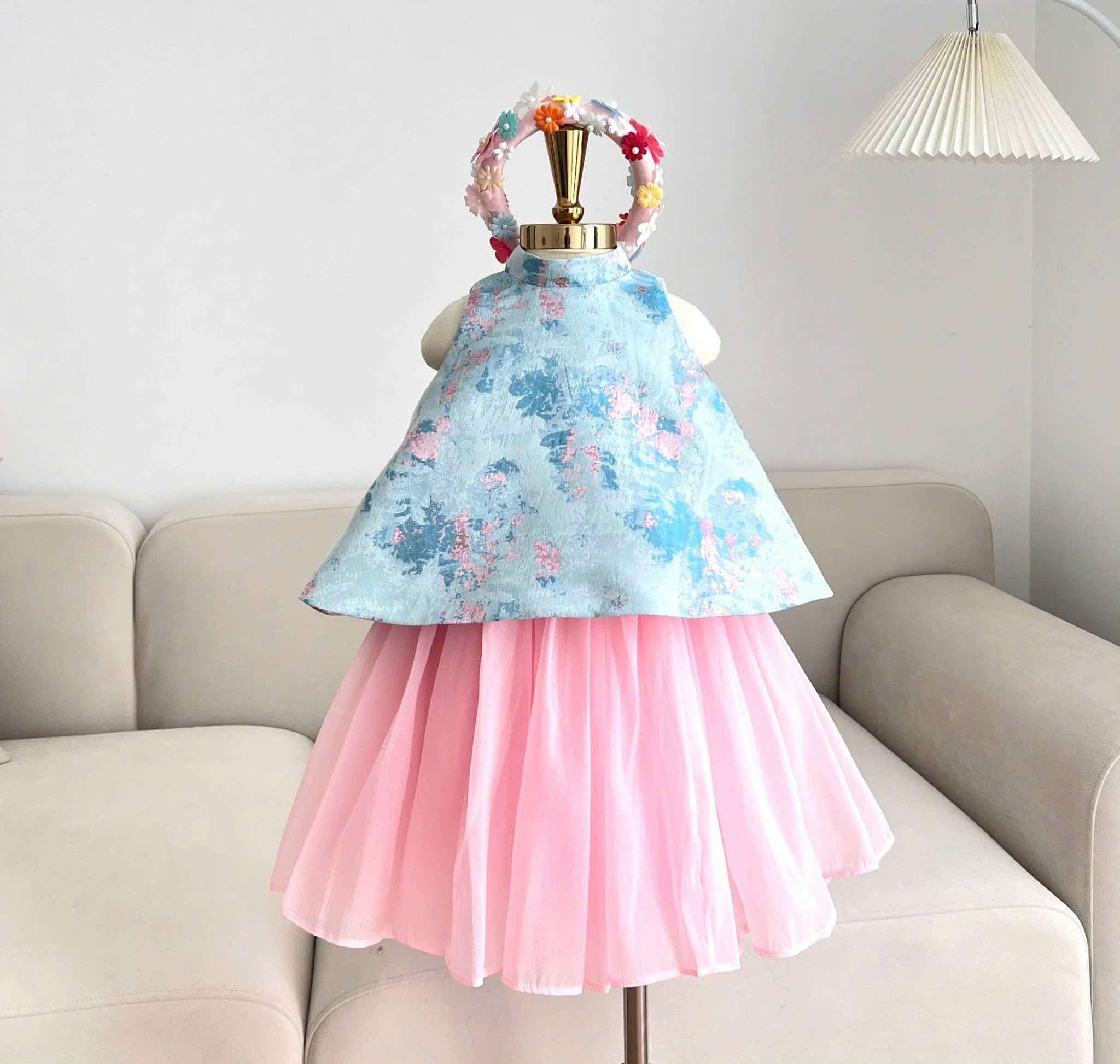 Vietnamese Yếm Halter Top & Skirt Set – Blue Blossom Elegance (1–6 Years) | Traditional Festival Outfit for Girls | Matching Floral Soft Mấn Included