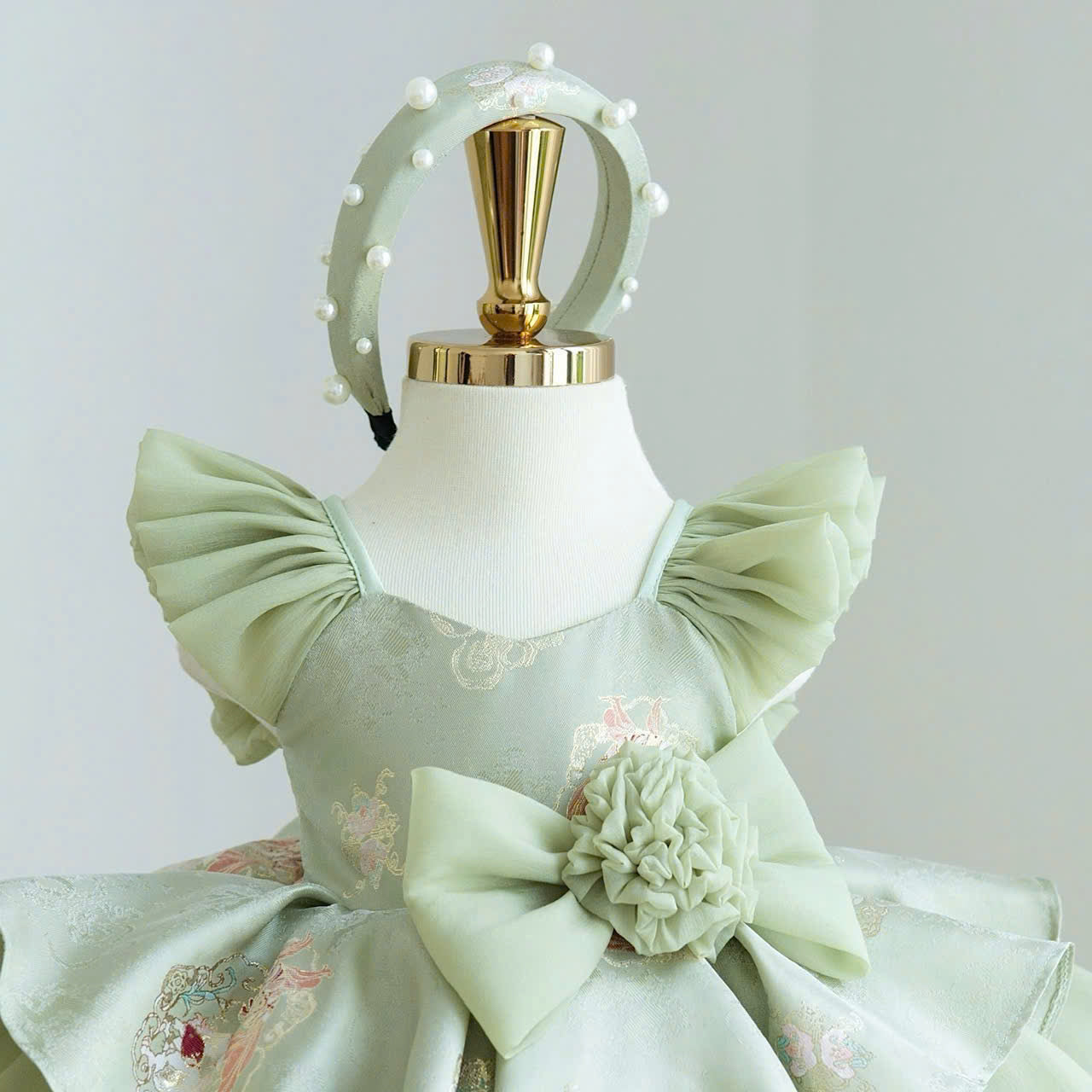 Vietnamese Cách Tân Dress – Green Bow Layer (1–6 Years) | Traditional Festival Dress for Girls | Matching Headband included