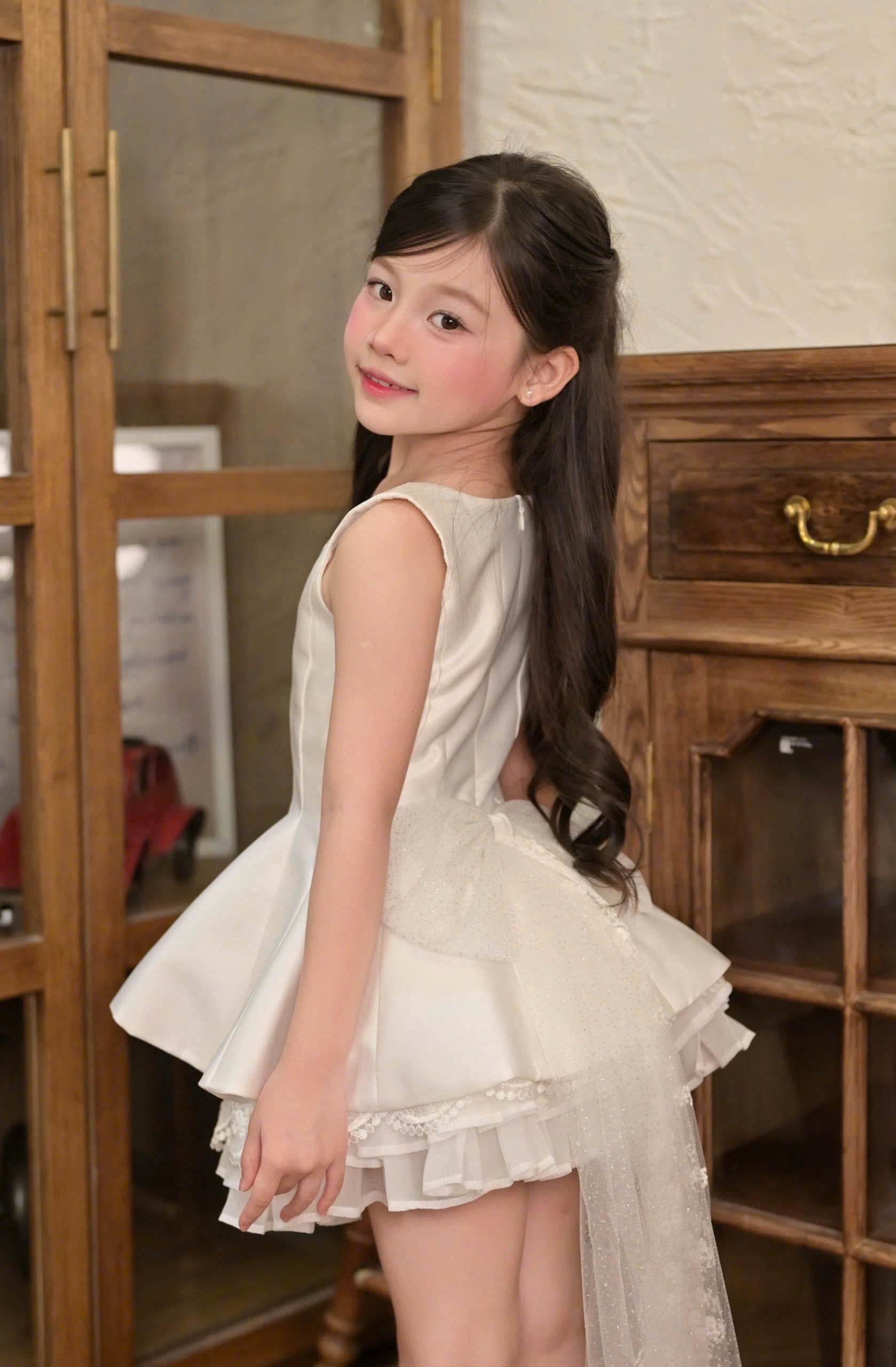 Bella Bloom 3-in-1 Flower Girl Dress 1–6 Years | Removable Overskirt & Bow Train | Birthday, Communion & Wedding Dress