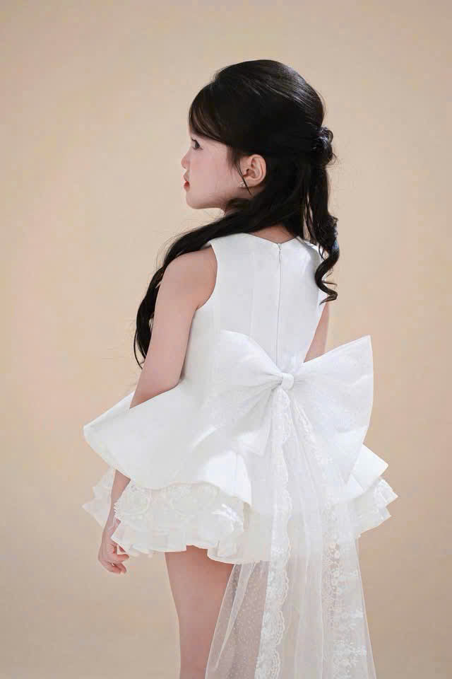 Bella Bloom 3-in-1 Flower Girl Dress 1–6 Years | Removable Overskirt & Bow Train | Birthday, Communion & Wedding Dress