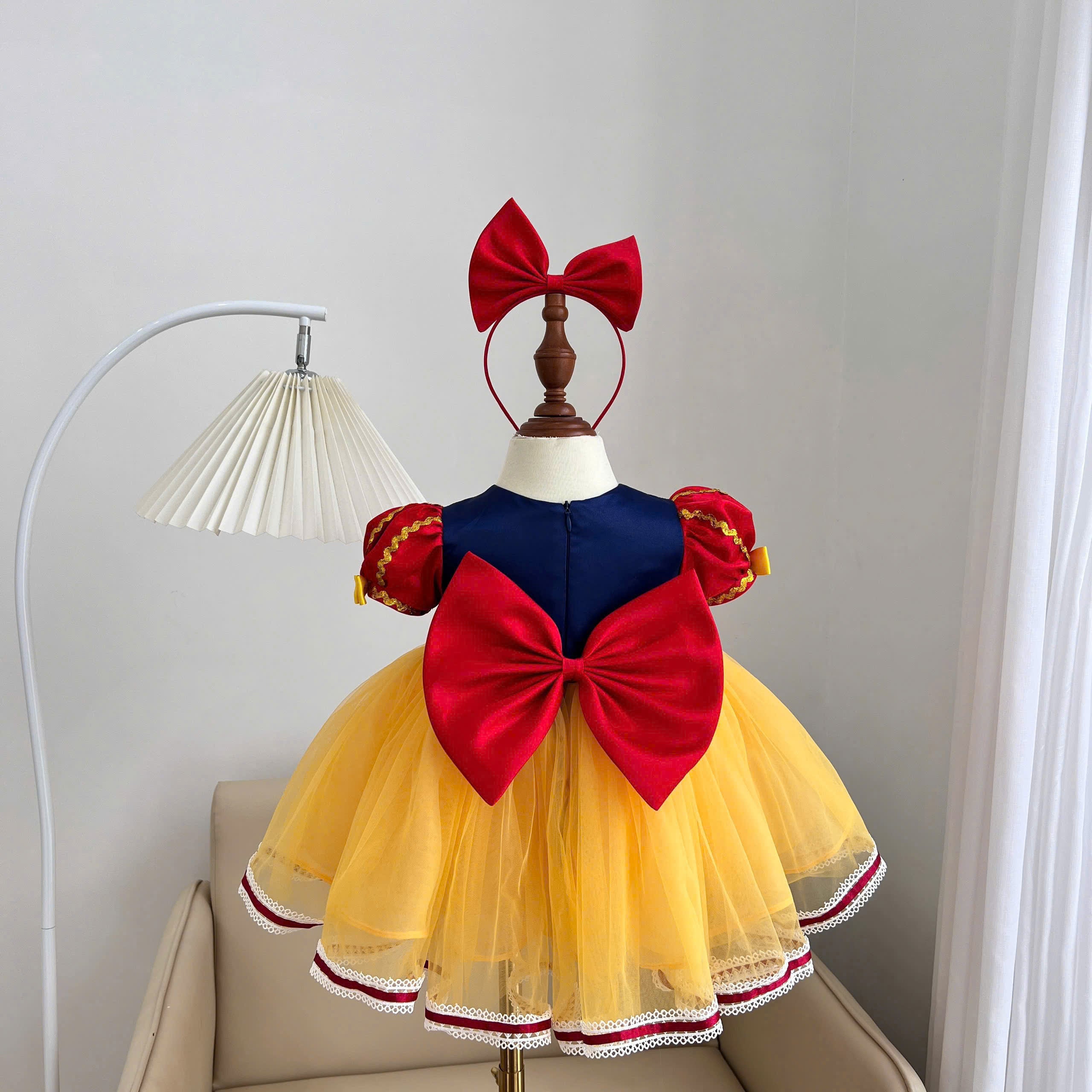 Snow White Inspired Girl Dress 1–6 Years | Princess Tulle Dress | Book Week, Birthday & Fairytale Party Outfit