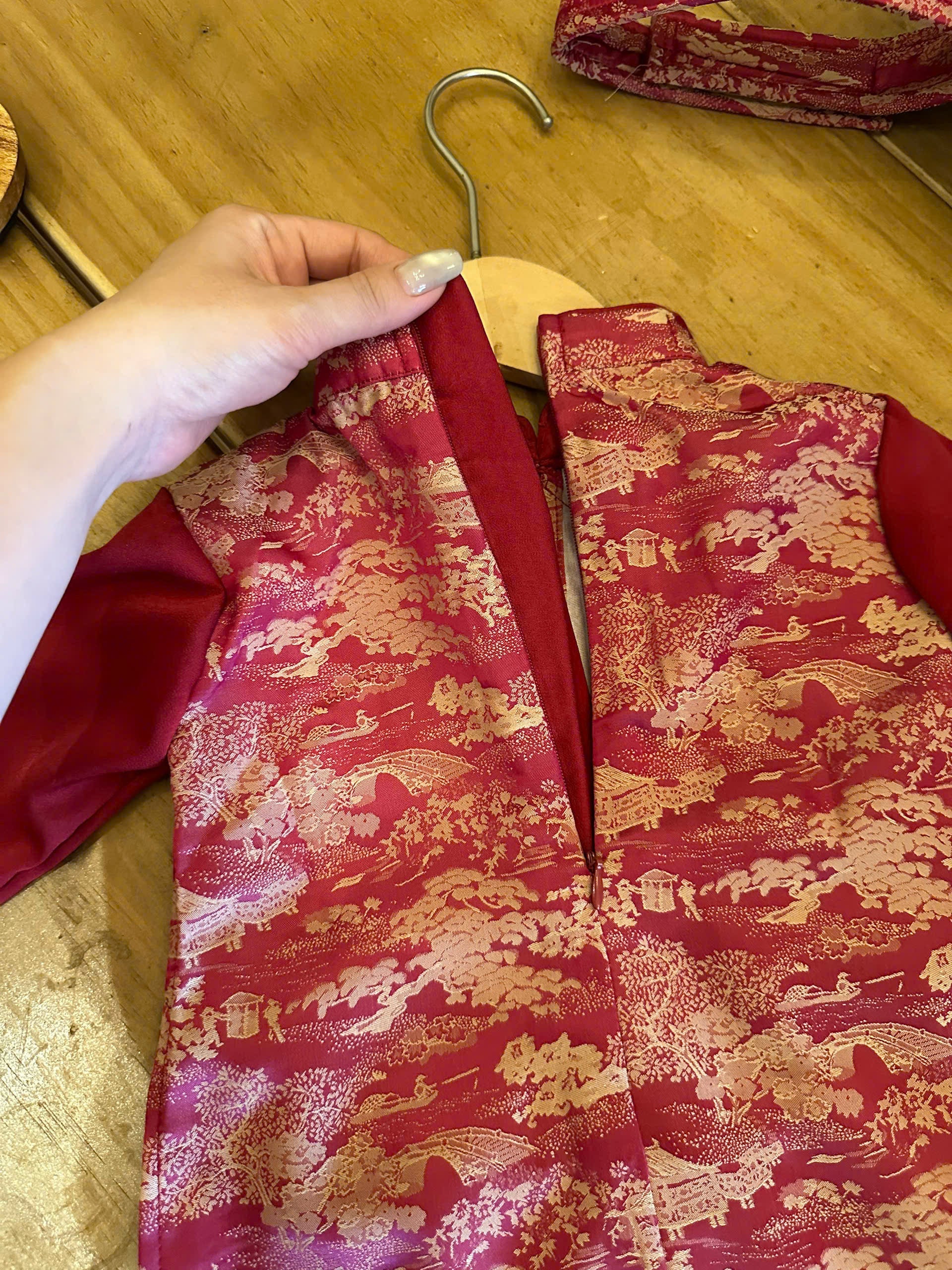 Red Landscape Áo Dài Set Newborn–9 Years | Vietnamese Traditional Boys Outfit with Matching Pants | Optional Soft Khăn Đóng or Mấn | Tết, Lunar New Year & Mid-Autumn
