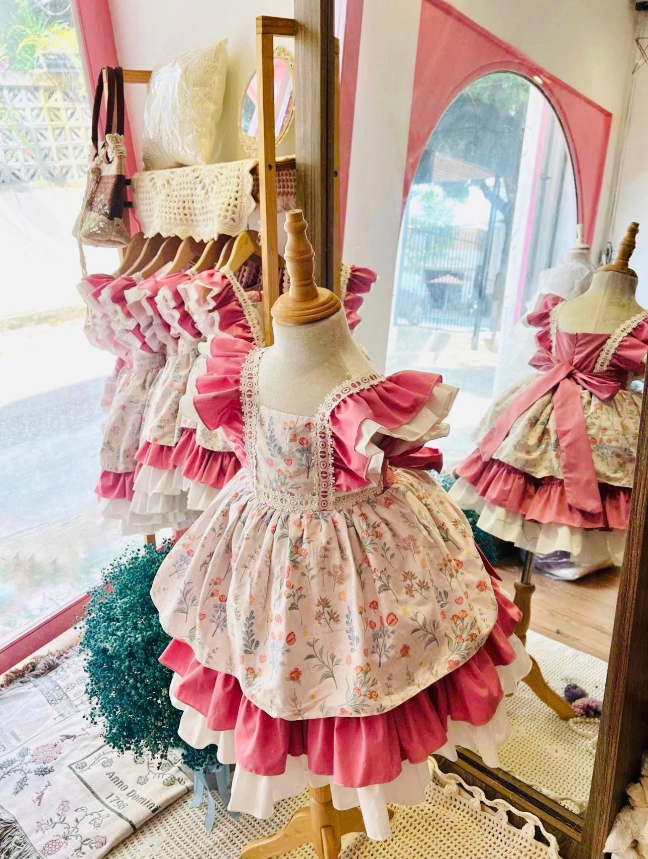 Vintage Floral Ruffle Dress with Bow Back – Pink Cottagecore Party Dress (1Y–6Y)