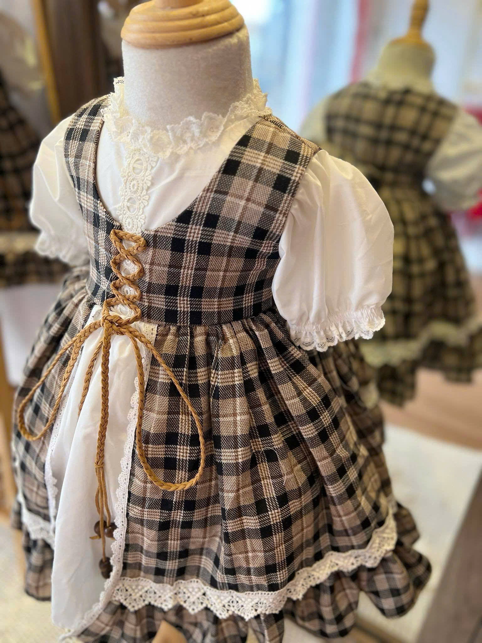 Vintage Plaid Dress for Girls – Lace Puff Sleeve Dress (1–6 Years)
