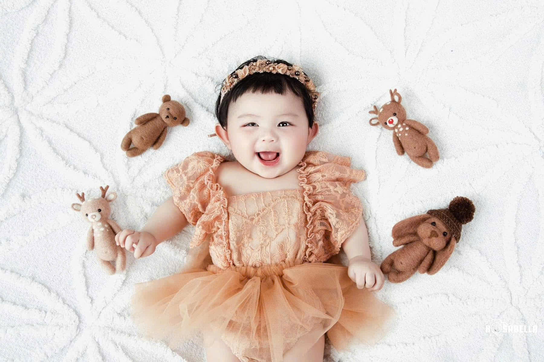 Vintage Lace Baby Girl Romper Dress with Tulle Skirt & Bonnet – Newborn to 3Y Outfit