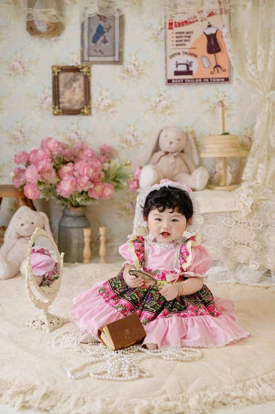 Vintage Floral Pink Dress for Girls – Puff Sleeve Lace Party Dress with Back Bow (1–6 Years)