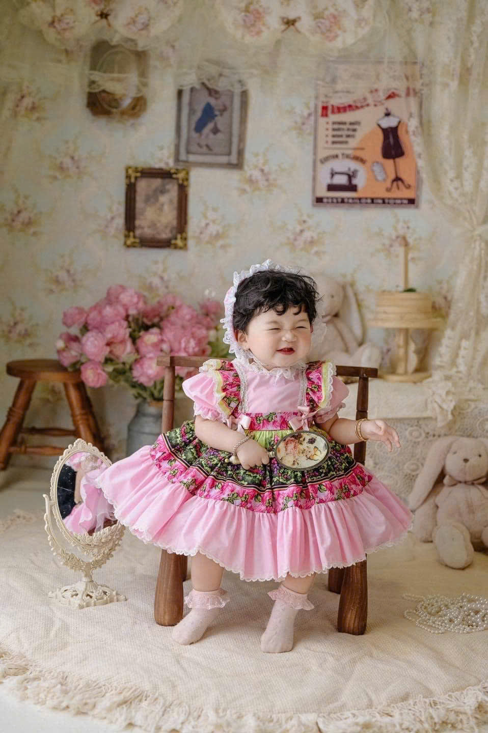Vintage Floral Pink Dress for Girls – Puff Sleeve Lace Party Dress with Back Bow (1–6 Years)