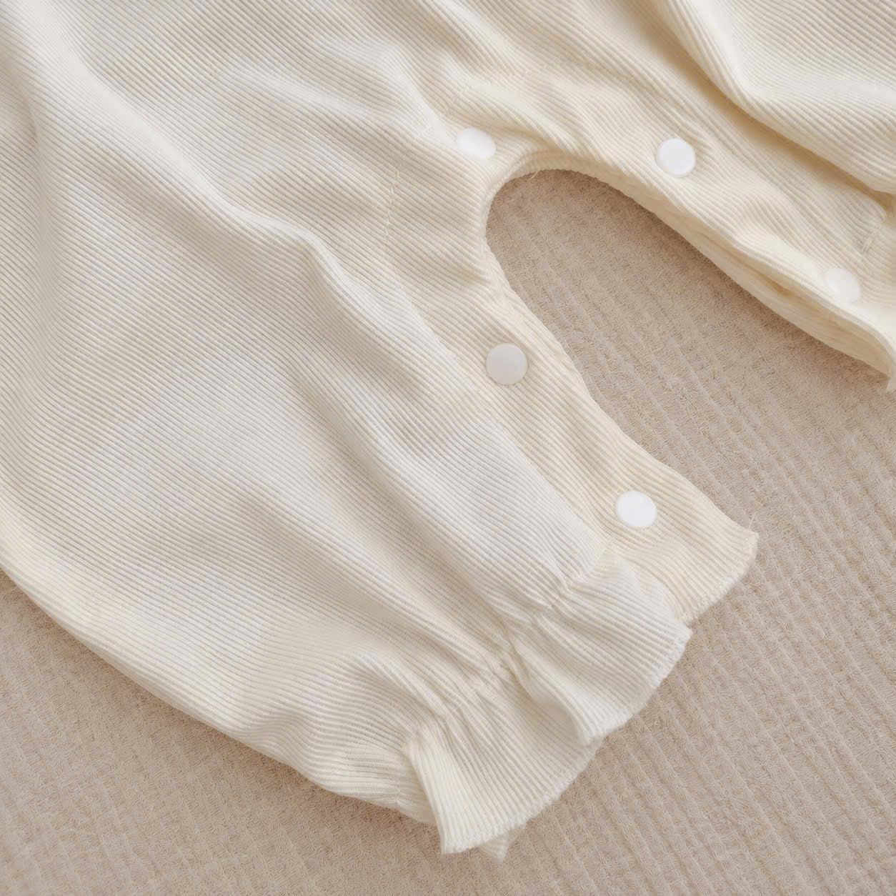 Lace Ruffle Long Sleeve Bodysuit Set NB–12M | Ribbed Baby Bodysuit with Bonnet | Autumn & Winter Outfit